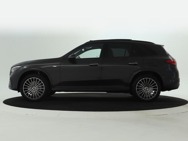 Mercedes-Benz GLC-KLASSE 300e 4MATIC Sport Edition | Nightpakket | AMG Premium | Parkeerpakket met 360°-camera | EASY PACK achterklep | URBAN GUARD voertuigbescherming plus | Memorypakket | Dodehoekassistent |