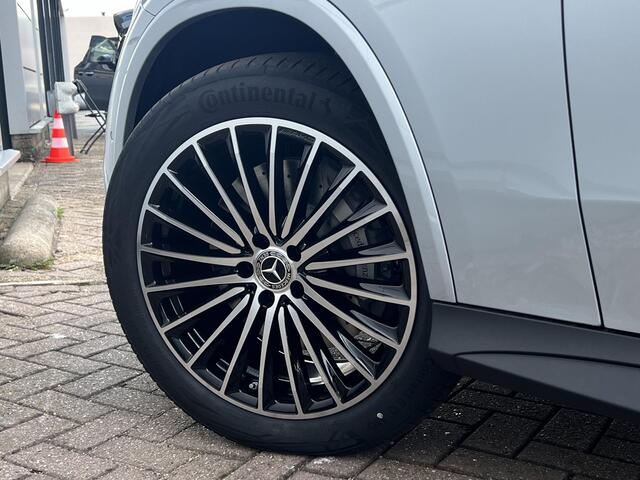 Mercedes-Benz GLC-KLASSE 300 e 4MATIC Sport Edition | AMG Line | Nappa Leder Zwart | Premium Pakket | Night Pakket | Winter Pakket | Rijassistentiepakket Plus | Panoramadak | Trekhaak | 360° Camera | Burmester 3D Surround | Elektrisch Verstelbare Stoelen + Memory