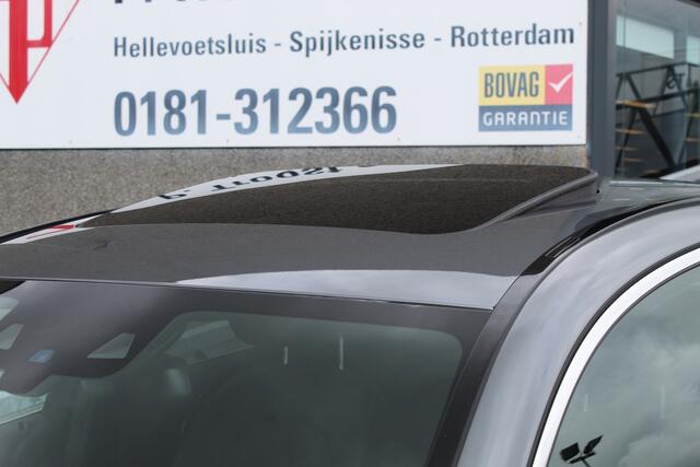 Mercedes-Benz GLC-KLASSE Coupé 250 4MATIC Schuif-kantel dak/AMG pakket/360° camera/Elektrisch verstelbare stoelen met memory/Stoelverwarming voor en achter/Dodehoek detectie/Navigatie/Apple carplay/Parkeersensoren rondom/Adaptive cruise control/Elektrische achterklep/Infotainment