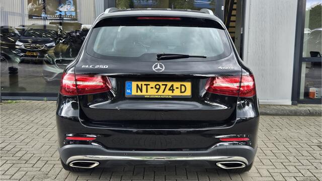 Mercedes-Benz GLC-KLASSE 250 4MATIC >>1ste eigenaar<< AMG STYLING + LED + LUCHTVERING + NAVIGATIE