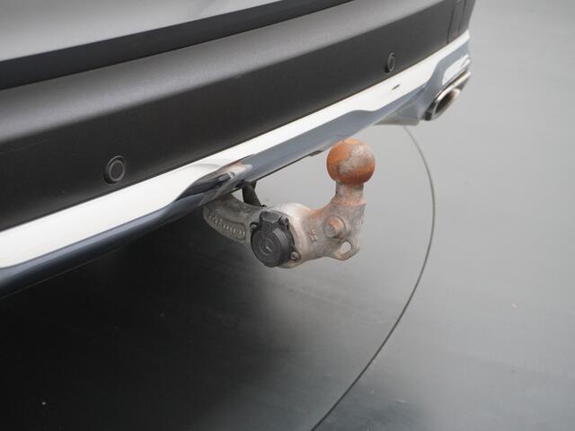 Mercedes-Benz GLC-KLASSE GLC 250 4M | Panorama Dodehoek Trekhaak Standkachel