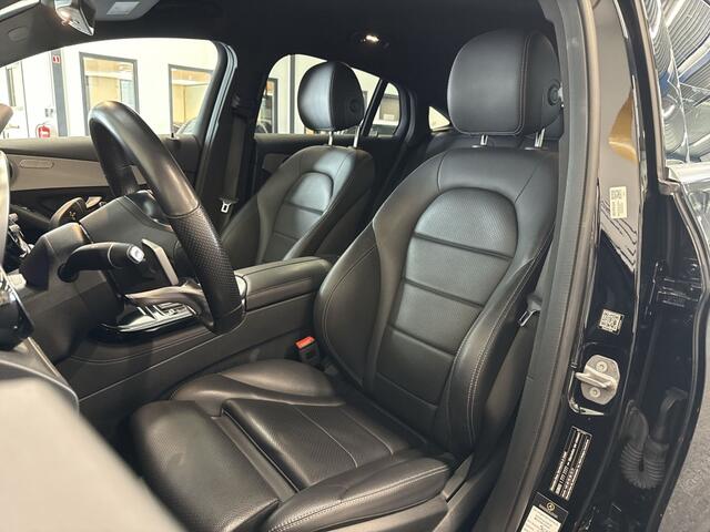 Mercedes-Benz GLC-KLASSE 300e 4MATIC AMG | PHEV | CAMERA | LEER | CARPLAY | SFEERVERLICHT