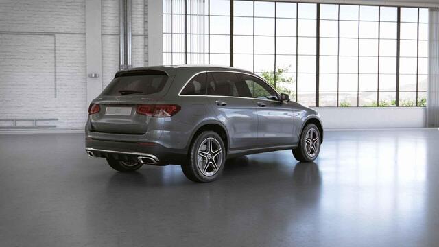 Mercedes-Benz GLC-KLASSE 300e 4MATIC Business Solution AMG | Panoramadak | Lederen bekleding | 360 graden camera |