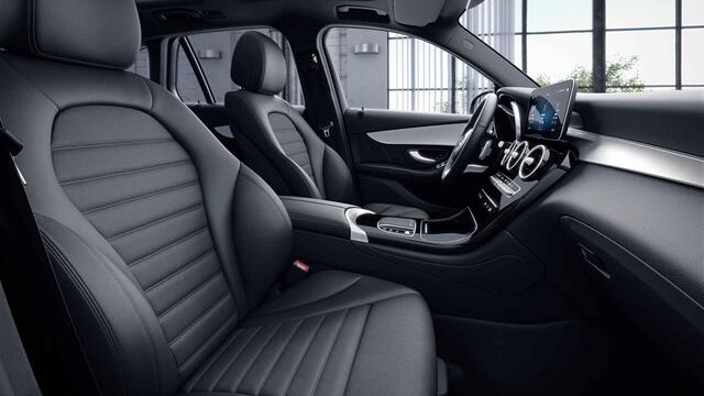 Mercedes-Benz GLC-KLASSE 300e 4MATIC Business Solution AMG | Panoramadak | Lederen bekleding | 360 graden camera |