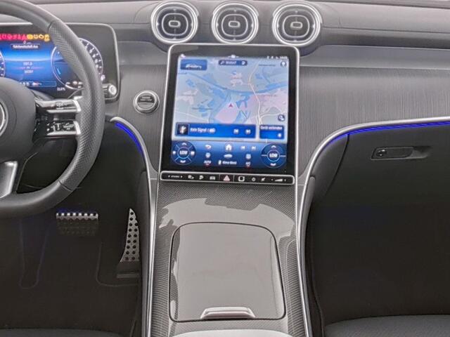 Mercedes-Benz GLC-KLASSE 300 e 4MATIC AMG Plug-In Hybride Edition AMG-Line | Panorama Schuif-Kanteldak | Alarm Klasse 3 | Trekhaak | Burmester® . Inclusief 24 maanden MB Certified garantie voor Europa.