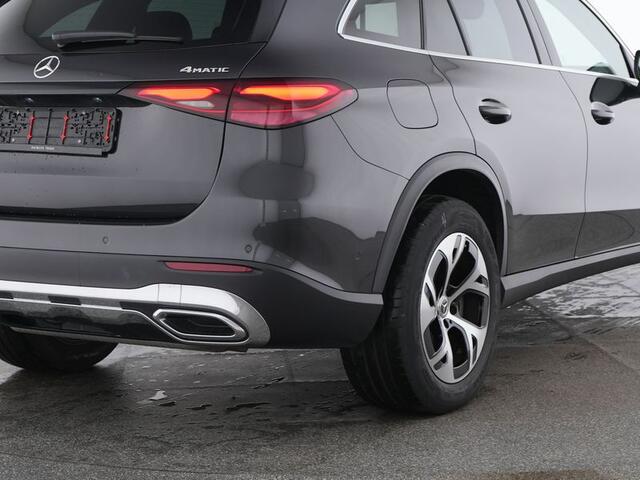 Mercedes-Benz GLC-KLASSE 300 e 4MATIC Plug-In Hybride Avantgarde Advanced Plus | Trekhaak | Rijassistentiepakket plus | Stuur en Stoelverwarming. Inclusief 24 maanden MB Certified garantie voor Europa.