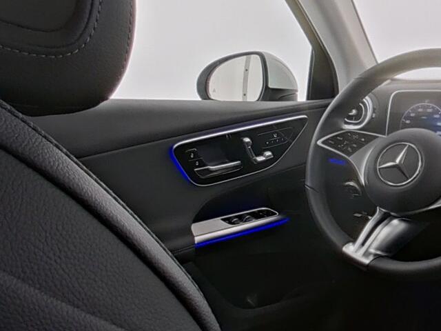 Mercedes-Benz GLC-KLASSE 300 e 4MATIC Plug-In Hybride Avantgarde Advanced Plus | Trekhaak Panorama Schuif-Kanteldak | Memory Pakket Voorstoelen | Stuur en Stoelverwarming. Inclusief 24 maanden MB Certified garantie voor Europa.