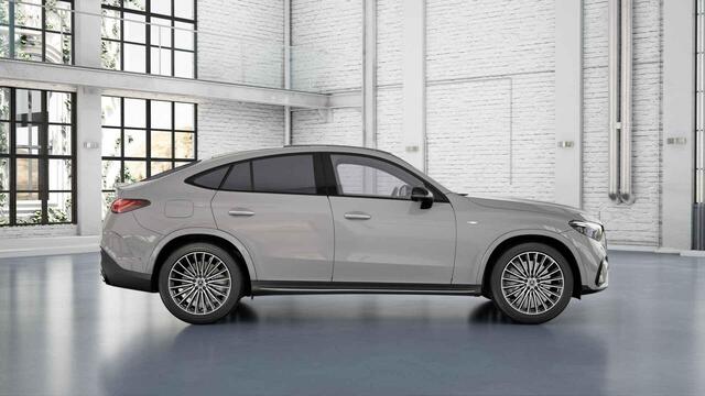 Mercedes-Benz GLC-KLASSE 300 e 4MATIC Coupé Sport Edition | AMG | Night | Panoramadak | Burmester | Headup | Trekhaak | Luchtvering | Achterasbesturing |