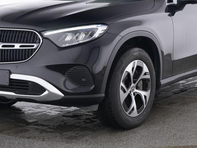 Mercedes-Benz GLC-KLASSE 300 e 4MATIC Plug-In Hybride Avantgarde Advanced Plus | Trekhaak | Stoel en Stuurverwarming | Memory Voorstoelen | Ledkoplampen. Inclusief 24 maanden MB Certified garantie voor Europa.