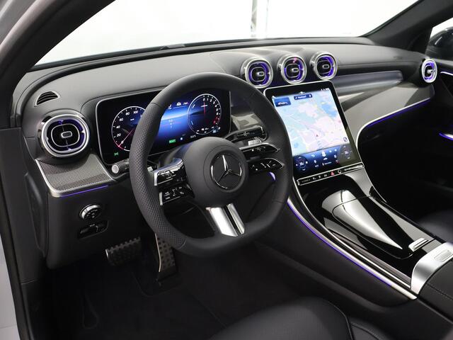 Mercedes-Benz GLC-KLASSE Coupe 300e 4MATIC Sport Edition | Panoramaschuifdak | Trekhaak | Treeplanken | Nightpakket | Rijassistentiepakket Plus | Premium pakket | 360° camera | DISTRONIC PLUS |