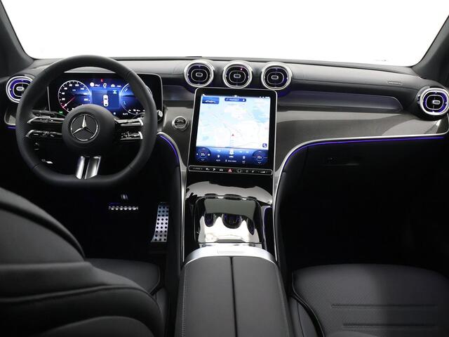 Mercedes-Benz GLC-KLASSE Coupe 300e 4MATIC Sport Edition | Panoramaschuifdak | Trekhaak | Treeplanken | Nightpakket | Rijassistentiepakket Plus | Premium pakket | 360° camera | DISTRONIC PLUS |