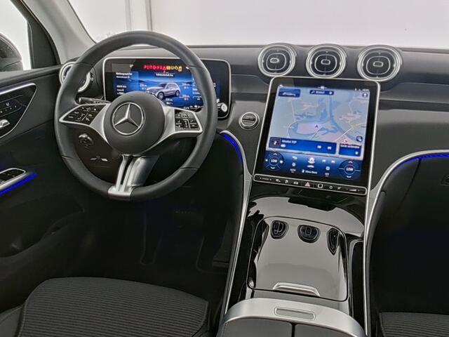 Mercedes-Benz GLC-KLASSE 300 e 4MATIC Plug-In Hybride Avangarde Advanced Plus | Panoramma Schuif-Kanteldak | Trekhaak | Stuur en Stoelverwarming. Inclusief 24 maanden MB Certified garantie voor Europa.