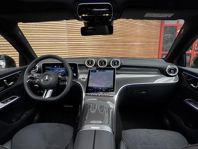 Mercedes-Benz GLC-KLASSE Coupé 300e 4MATIC AMG Line Panoramadak / Camera / Navigatie
