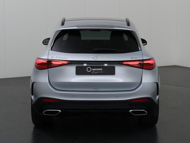 Mercedes-Benz GLC-KLASSE 300e 4MATIC Sport Edition | Head up display | Rijass pakket | Panoramadak | Trekhaak | Burmester
