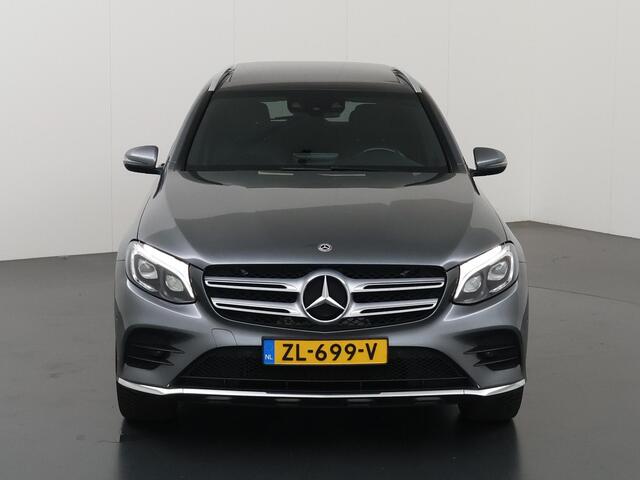 Mercedes-Benz GLC-KLASSE 250 4MATIC Premium | AMG | Panoramadak | Trekhaak | 360 graden camera | 20" lichtmetalen velgen |