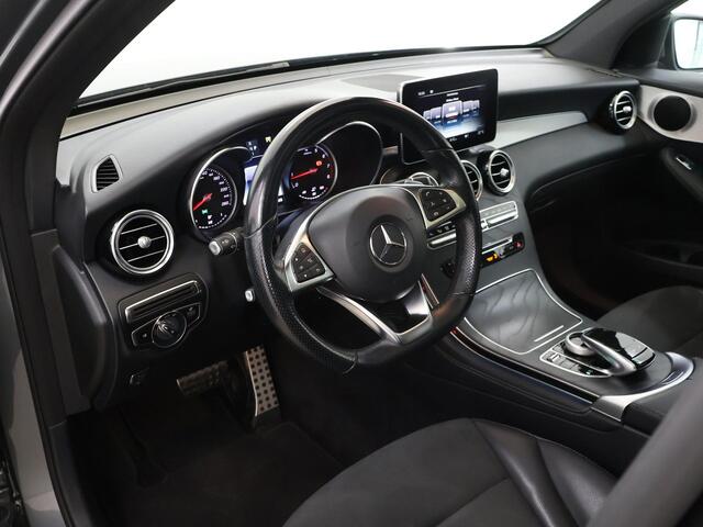 Mercedes-Benz GLC-KLASSE 250 4MATIC Premium | AMG | Panoramadak | Trekhaak | 360 graden camera | 20" lichtmetalen velgen |