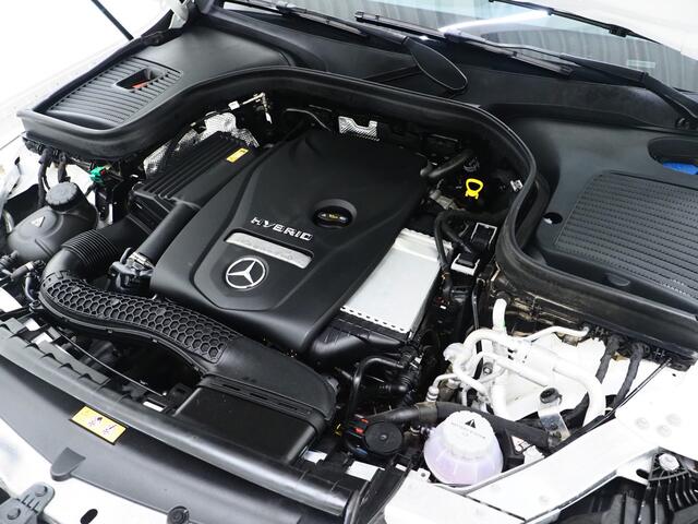 Mercedes-Benz GLC-KLASSE Coupé 300e 4MATIC Panamericana | Schuif/Kanteldak | Head Up | 360 | Keyless | Adaptive Cruise | Carplay