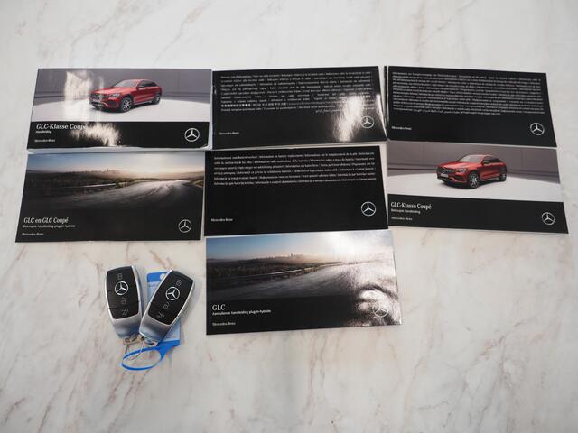 Mercedes-Benz GLC-KLASSE Coupé 300e 4MATIC Panamericana | Schuif/Kanteldak | Head Up | 360 | Keyless | Adaptive Cruise | Carplay