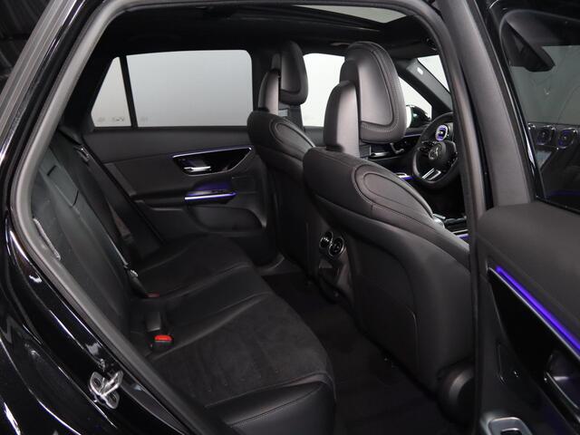 Mercedes-Benz GLC-KLASSE 400e 4MATIC Sport Edition | Panoramaschuifdak | Premium pakket | Nightpakket | Trekhaak | 360° camera | Dodehoekassistent | DIGITAL LIGHT |