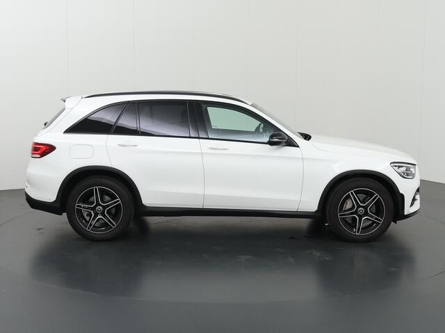 Mercedes-Benz GLC-KLASSE 200 4MATIC Advantage | Night | 19" lichtmetalen velgen | Stoelverwarming |