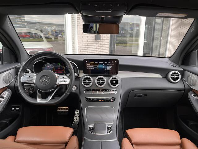 Mercedes-Benz GLC-KLASSE Coupé 300 e 4MATIC | Bruin leer | Schuifdak | AMG