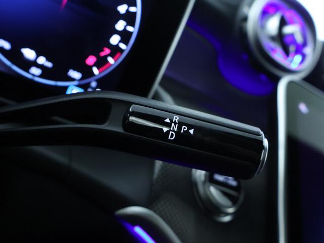 Mercedes-Benz GLC-KLASSE 300e 4MATIC Coupé Sport Edition | Premium pakket | Trekhaak | Nightpakket | AMG Spoiler | Digital Light | URBAN GUARD voertuigbescherming plus | MBUX Augmented reality | Parkeerpakket met 360°-camera |