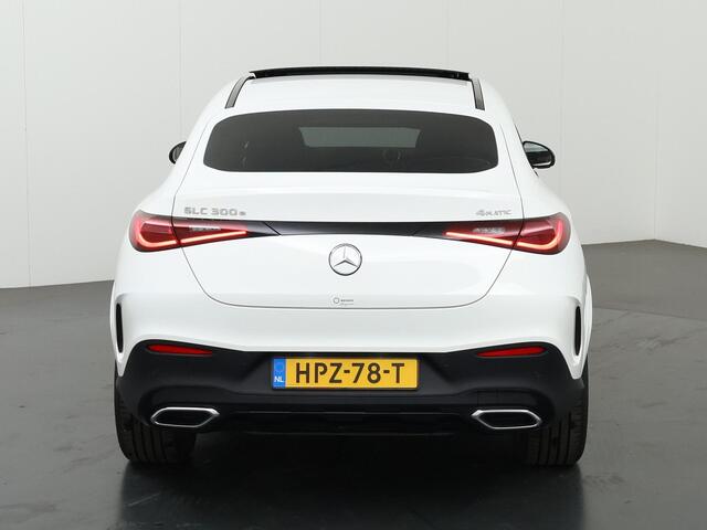 Mercedes-Benz GLC-KLASSE Coupé 300e 4MATIC AMG Line | Panoramadak | Night pakket | Trekhaak | Distronic |