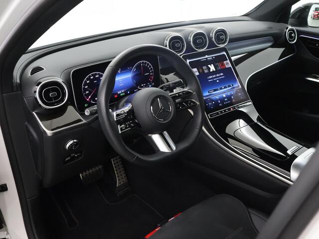 Mercedes-Benz GLC-KLASSE Coupé 300e 4MATIC AMG Line | Panoramadak | Night pakket | Trekhaak | Distronic |