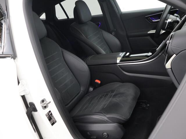 Mercedes-Benz GLC-KLASSE Coupé 300e 4MATIC AMG Line | Panoramadak | Night pakket | Trekhaak | Distronic |