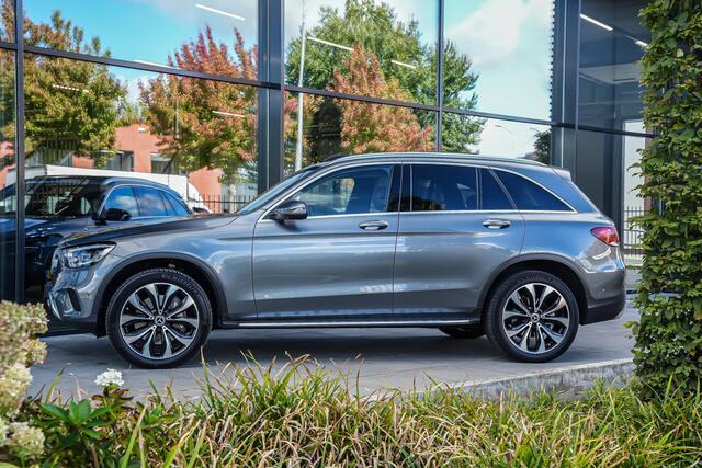 Mercedes-Benz GLC-KLASSE 300e 320pk 4MATIC Business Solution |BTW|dealer onderhouden|panoramadak|Burmester|elek. trekhaak|Apple Carplay|360 camera|stoelverwarming voor & achter|climate control|blind spot|