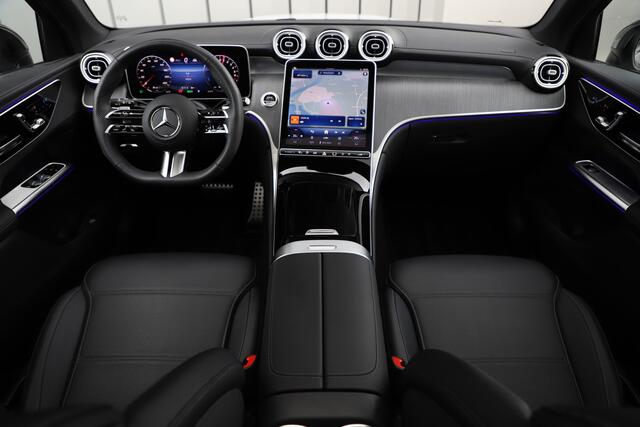 Mercedes-Benz GLC-KLASSE 300e AMG 4-Matic | 313PK | Pano | Massage | Keyles-go | Sfeerverlichting | Memory | Distronic+ | Stoelventilatie | Air-balance | Stuurwielverw. | 2024.