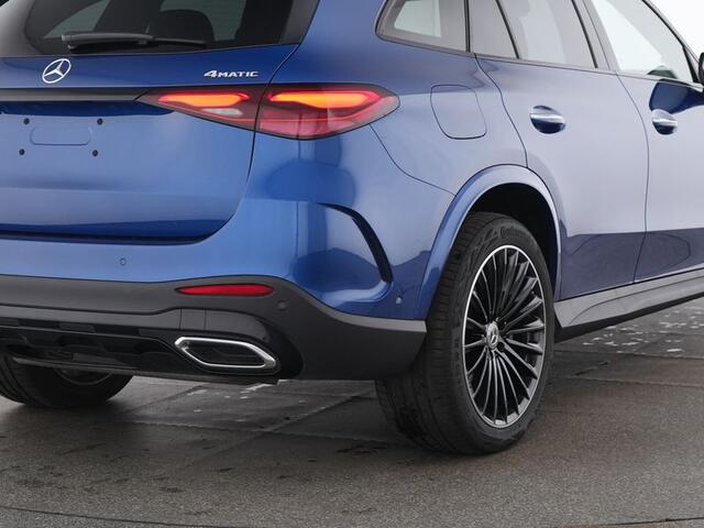 Mercedes-Benz GLC-KLASSE 300 e 4MATIC AMG Plug-In Hybride AMG line | Night Pakket | Panorama Schuif-Kanteldak | 20" multispaaks lichtmetalen AMG velgen | 360° camera. Inclusief 24 maanden MB Certified garantie voor Europa.