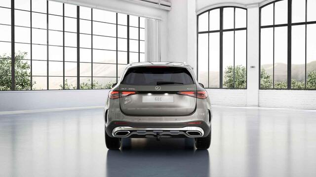 Mercedes-Benz GLC-KLASSE 300e 4MATIC AMG Line | Panoramadak | Trekhaak | Rij assistentiepakket | Winter pakket | Premium pakket |