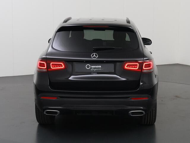 Mercedes-Benz GLC-KLASSE 300e 4MATIC AMG Line | Night | Elektrische trekhaak | Digitaal display | Memory |