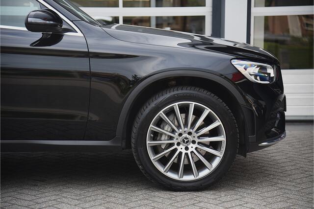 Mercedes-Benz GLC-KLASSE Coupé 300e 4MATIC AMG Line