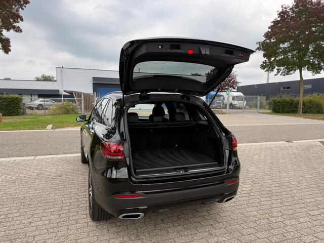 Mercedes-Benz GLC-KLASSE e AMG HUD Distronic Massage