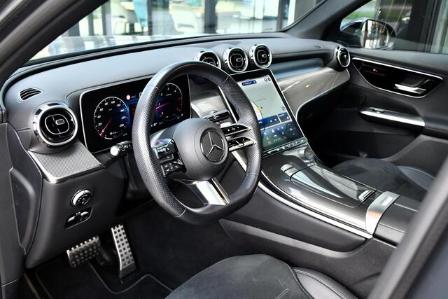 Mercedes-Benz GLC-KLASSE 300d 4MATIC AMG Line Panorama dak, Trekhaak