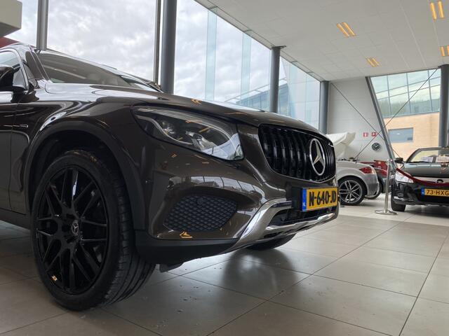 Mercedes-Benz GLC-KLASSE 350e 4MATIC Premium Plus,4x4, Hybrid Benzine,Automaat,Panoramadak,NIEUWE 21INCH LMV,Trekhaak,Leder&Stoelverwarming,Navigatie,Rondom&Achteruitrijcamera,Sensoren V&A,Climate&Cruisecontrol,Bluetooth met Spraakbediening,