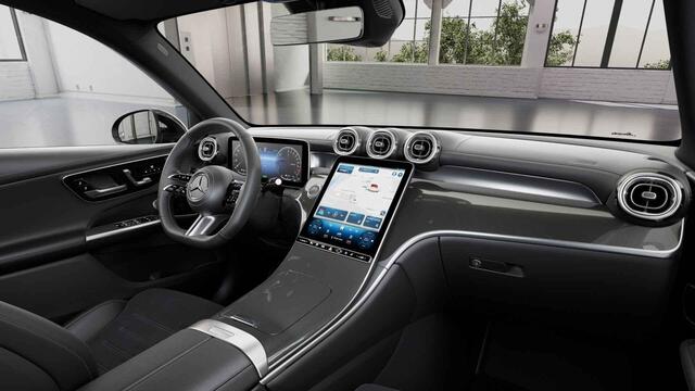 Mercedes-Benz GLC-KLASSE 300e 4MATIC AMG Line | Rij assistentie pakket | Panoramadak | Digital light | Burmester | Winter pakket | Night pakket | Trekhaak |