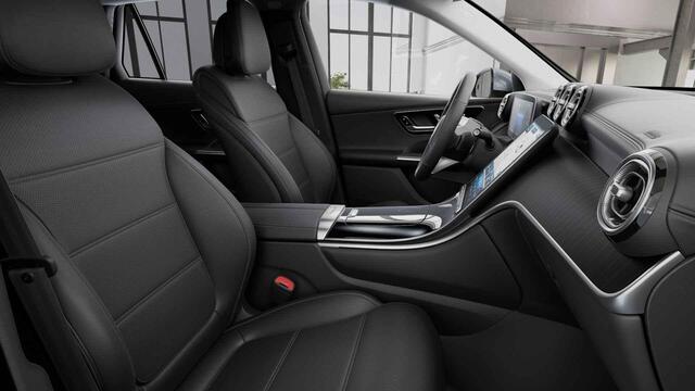 Mercedes-Benz GLC-KLASSE 300e 4MATIC Luxury Line | Nieuwprijs 92303 euro | Premium plus | Massage | Rij assistentiepakket |