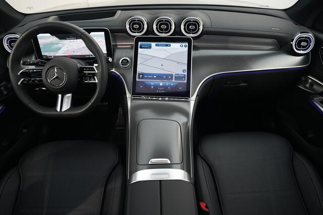 Mercedes-Benz GLC-KLASSE 300e 4MATIC AMG Premium+ ? LUCHTVERING ? ACHTERAS BESTURING ? PANO ? BURMESTER ? HEAD-UP