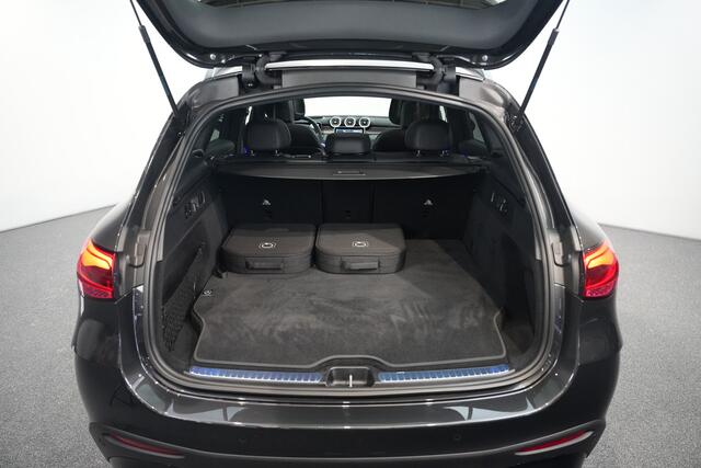 Mercedes-Benz GLC-KLASSE 300e 4MATIC AMG Premium+ ? LUCHTVERING ? ACHTERAS BESTURING ? PANO ? BURMESTER ? HEAD-UP