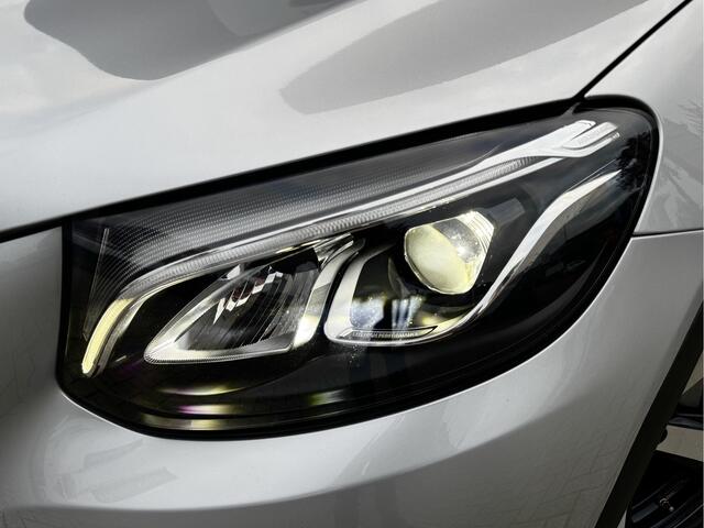 Mercedes-Benz GLC-KLASSE Coupé 250 4MATIC Business Solution | Elektrische Trekhaak | | 4WD | Camera | Stoelverwarming | 19"Lichtmetalen velgen |