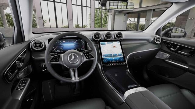 Mercedes-Benz GLC-KLASSE 300e 4MATIC Luxury Line | Panoramadak | Trekhaak | Distronic | Premium plus |