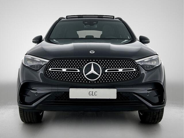 Mercedes-Benz GLC-KLASSE 300e 4MATIC Sport Edition | Premium pakket | Nightpakket | Trekhaak | Rijassistentiepakket Plus | Winter pakket | Parkeerpakket met 360°-camera | DIGITAL LIGHT |