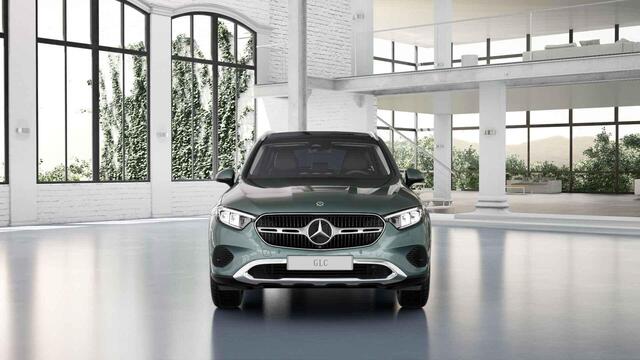 Mercedes-Benz GLC-KLASSE 300e 4MATIC Luxury Line | Panoramadak | Trekhaak | 360 camera | Winter pakket | Memory |