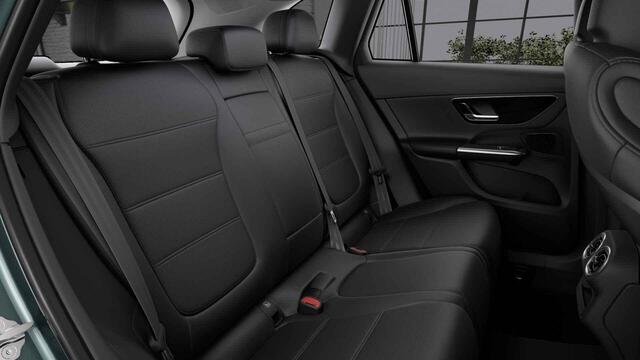 Mercedes-Benz GLC-KLASSE 300e 4MATIC Luxury Line | Panoramadak | Trekhaak | 360 camera | Winter pakket | Memory |