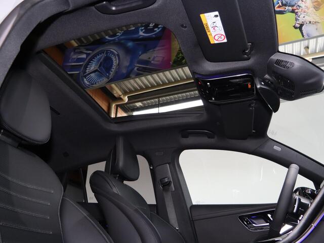 Mercedes-Benz GLC-KLASSE Coupé 300e 4MATIC Sport Edition | Panoramaschuifdak | Trekhaak | Treeplanken | Nightpakket | Rijassistentiepakket Plus | Premium pakket | 360° camera | DISTRONIC PLUS |