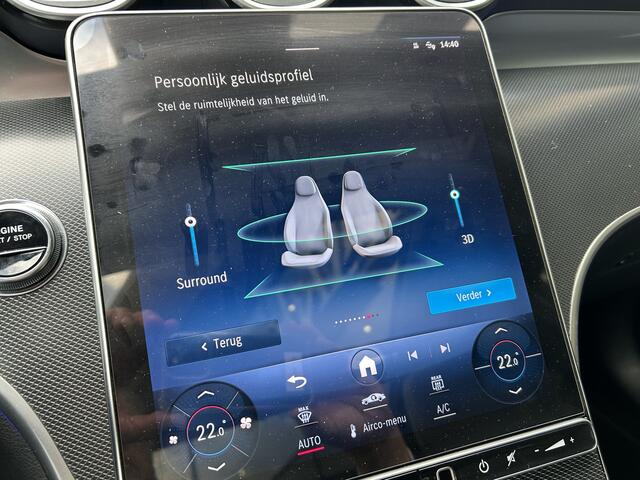 Mercedes-Benz GLC-KLASSE 300e AMG 4Matic // Trekhaak // Massage // Burmester 3D // Multi Contour Stoelen // 360 // Distronic // Panoramadak // AirBalance