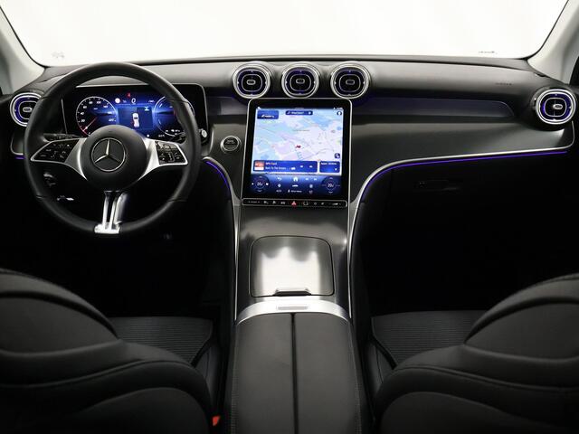 Mercedes-Benz GLC-KLASSE 300e 4MATIC Luxury Line | Trekhaak | Memory | Stoelverwarming | Sfeerverlichting |